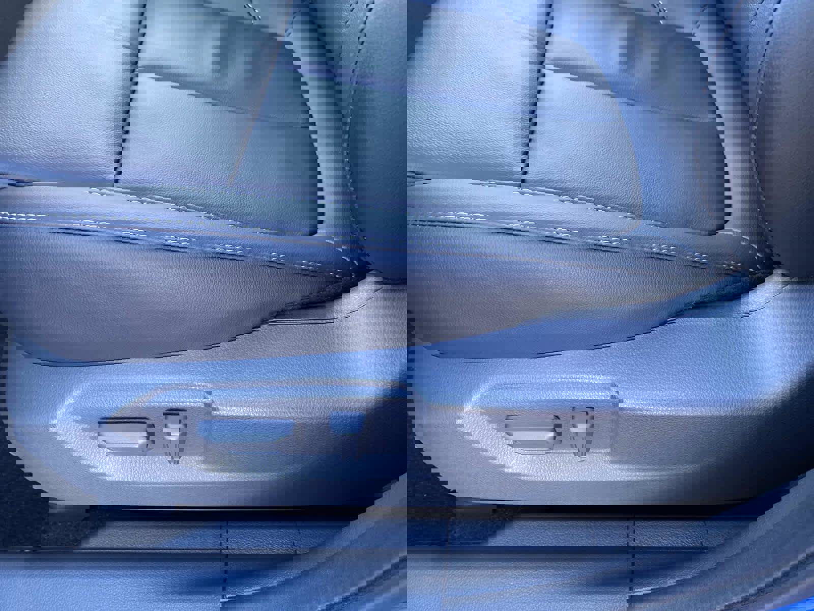 New 2026 Mitsubishi Eclipse Cross SEL image 9