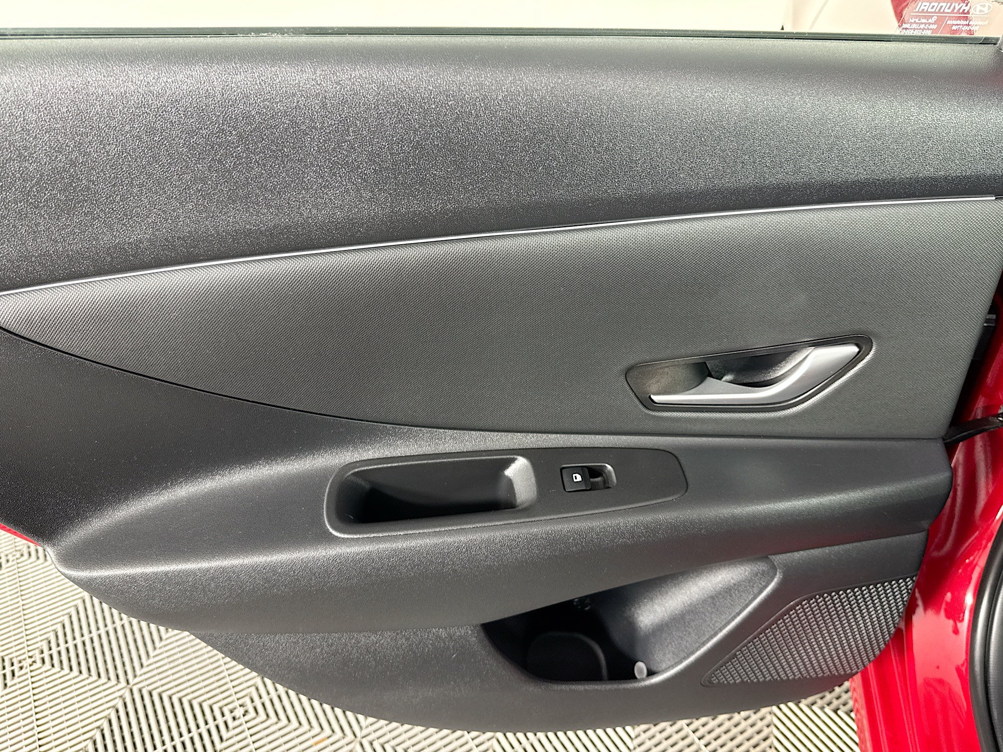 Used 2022 Hyundai Elantra SEL w/ Convenience Package FWD image 23