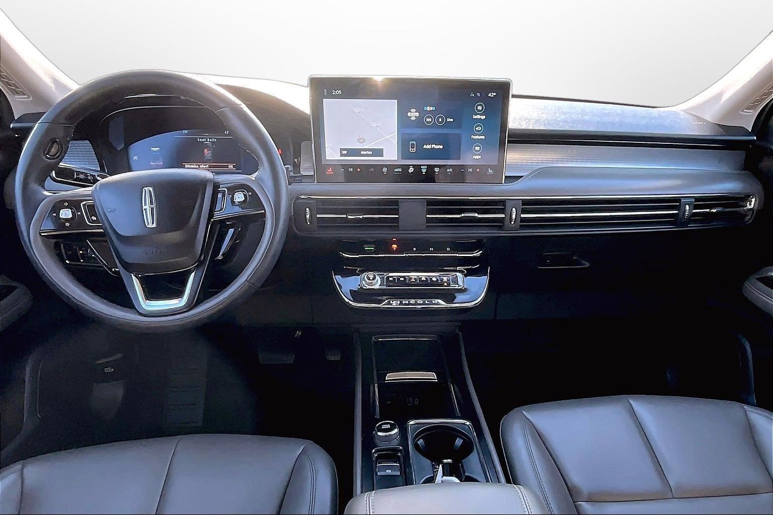 Used 2023 Lincoln Corsair AWD image 13