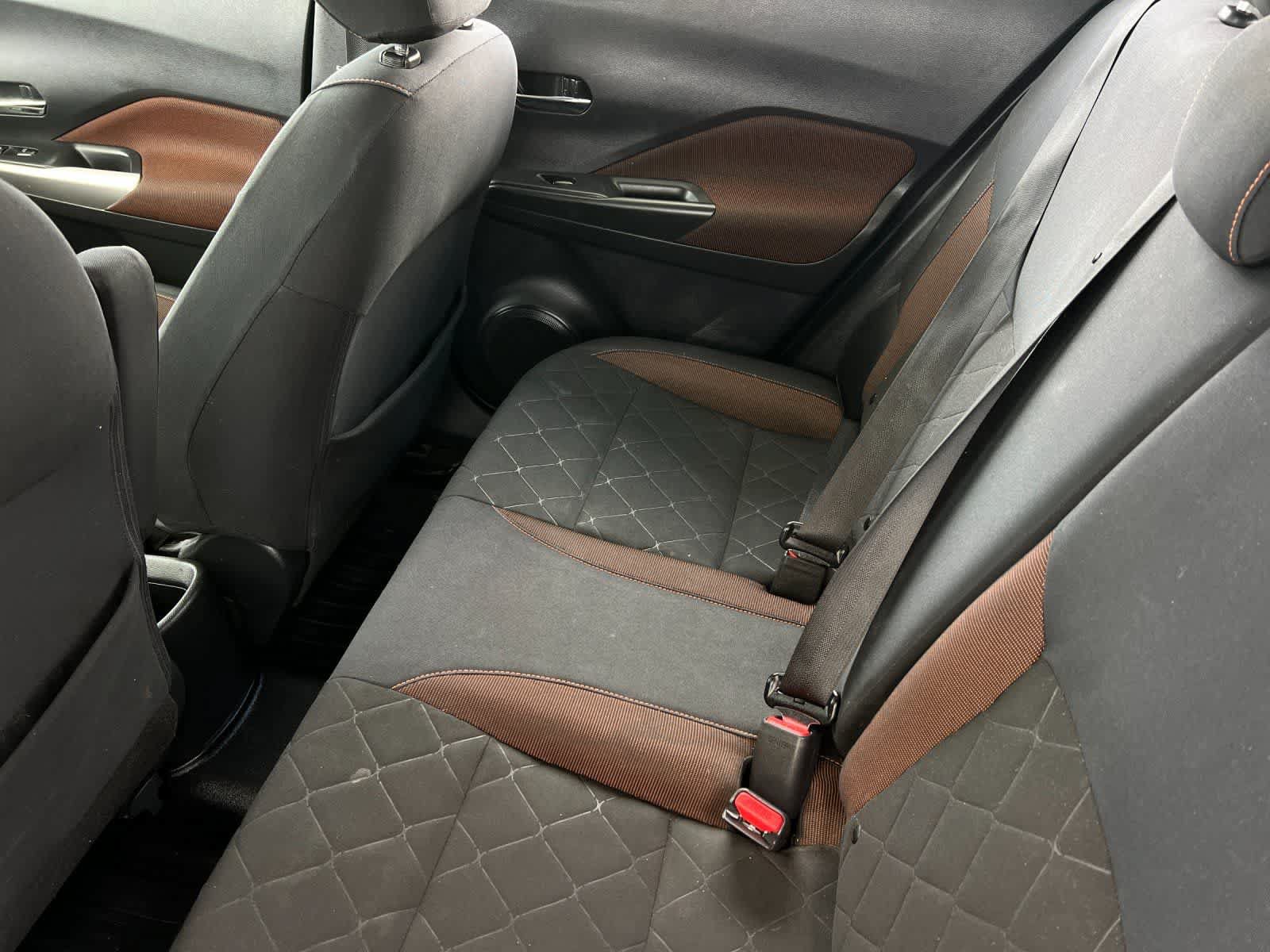 Used 2018 Nissan Kicks SR w/ Exterior Package FWD image 5