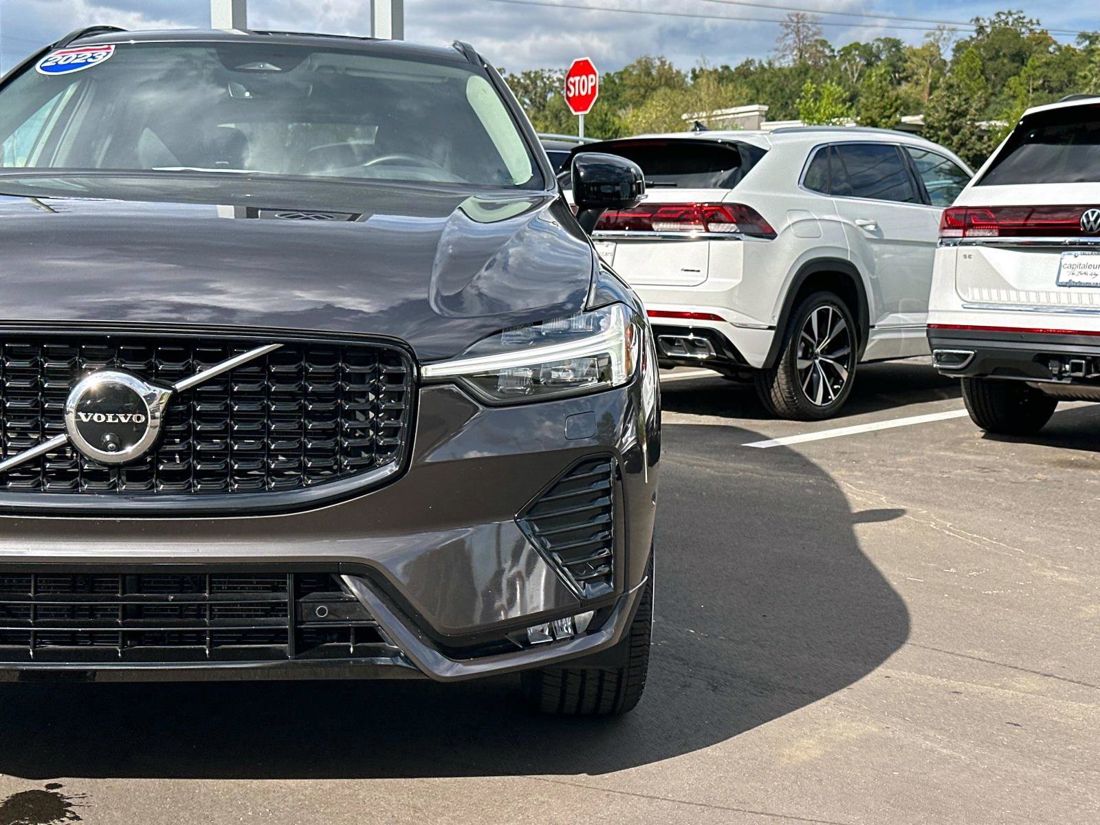 Certified 2025 Volvo XC60 B5 Plus image 9