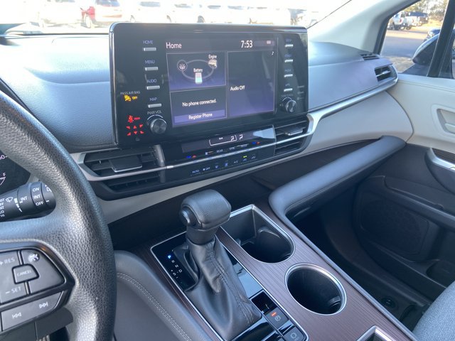Used 2022 Toyota Sienna LE FWD image 23