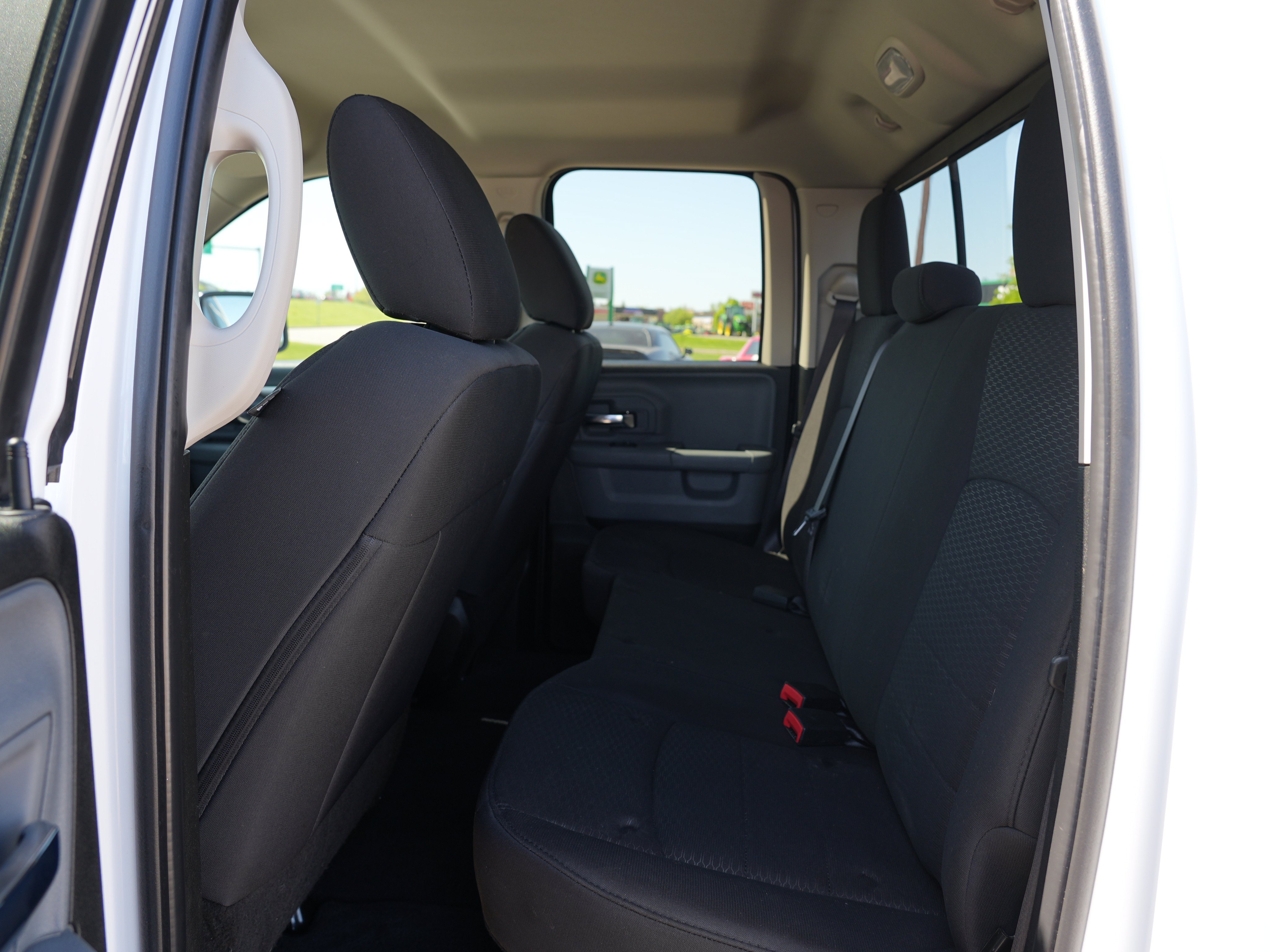 Used 2019 RAM 1500 Warlock AWD/4WD image 18