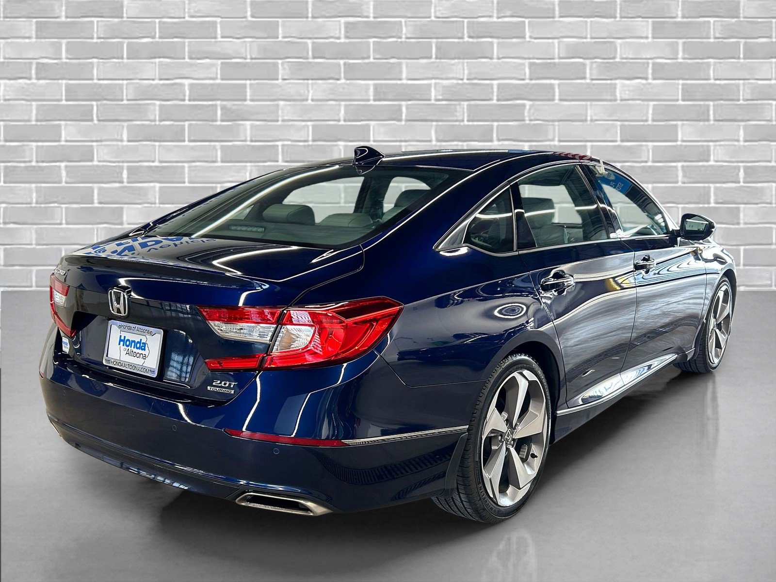 Used 2020 Honda Accord Touring image 5