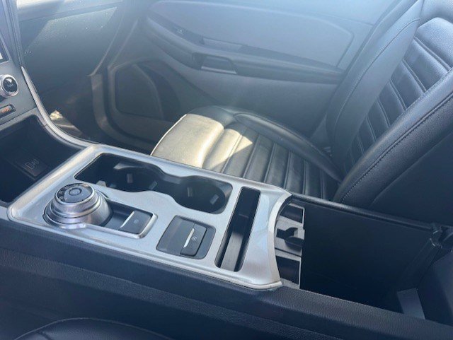 Certified 2024 Ford Edge SEL w/ Convenience Package image 18