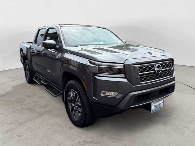 Used 2024 Nissan Frontier SL w/ Technology Package AWD/4WD image 3