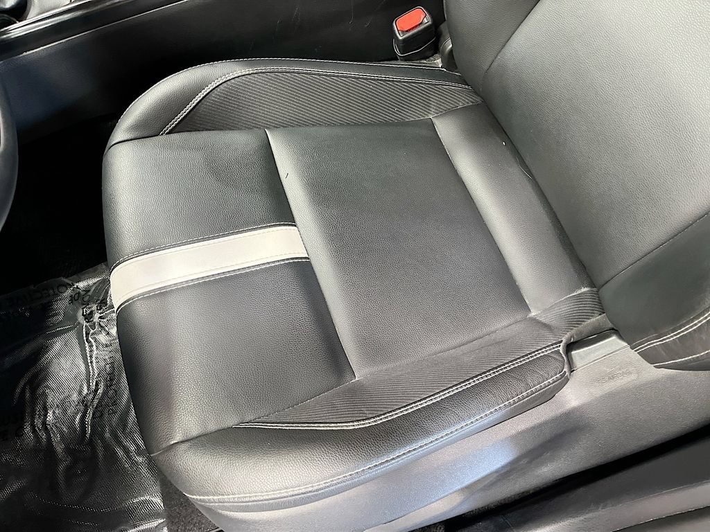 Used 2025 Toyota Camry SE FWD image 20