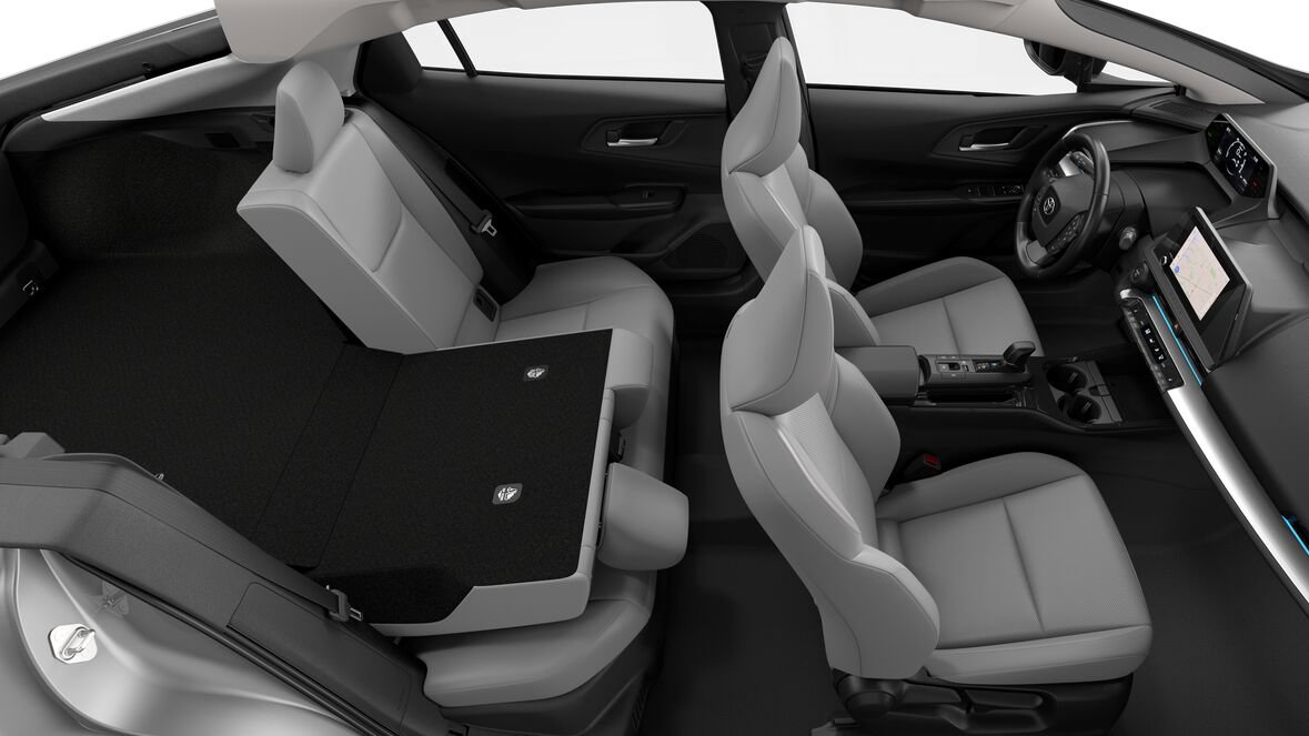 New 2027 Toyota Prius FWD image 10