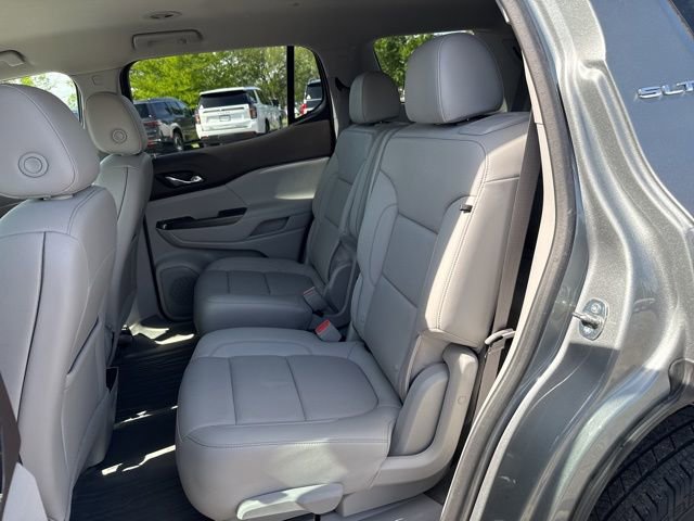Used 2023 GMC Acadia SLT w/ Technology Package FWD image 25