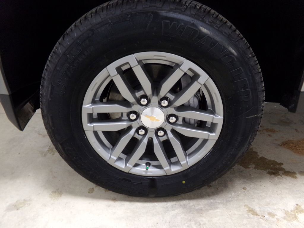 New 2025 Chevrolet Colorado LT w/ LT Convenience Package image 31