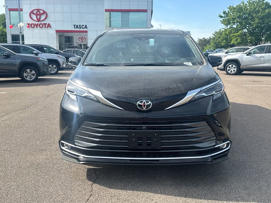 New 2026 Toyota Sienna Platinum AWD/4WD image 2