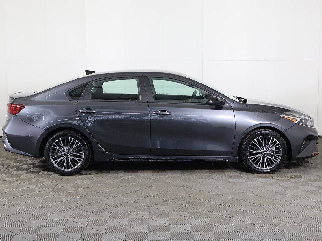Used 2024 Kia Forte GT-Line image 16
