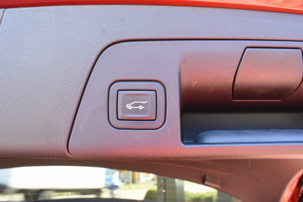 Used 2023 Buick Envision Avenir AWD/4WD image 14