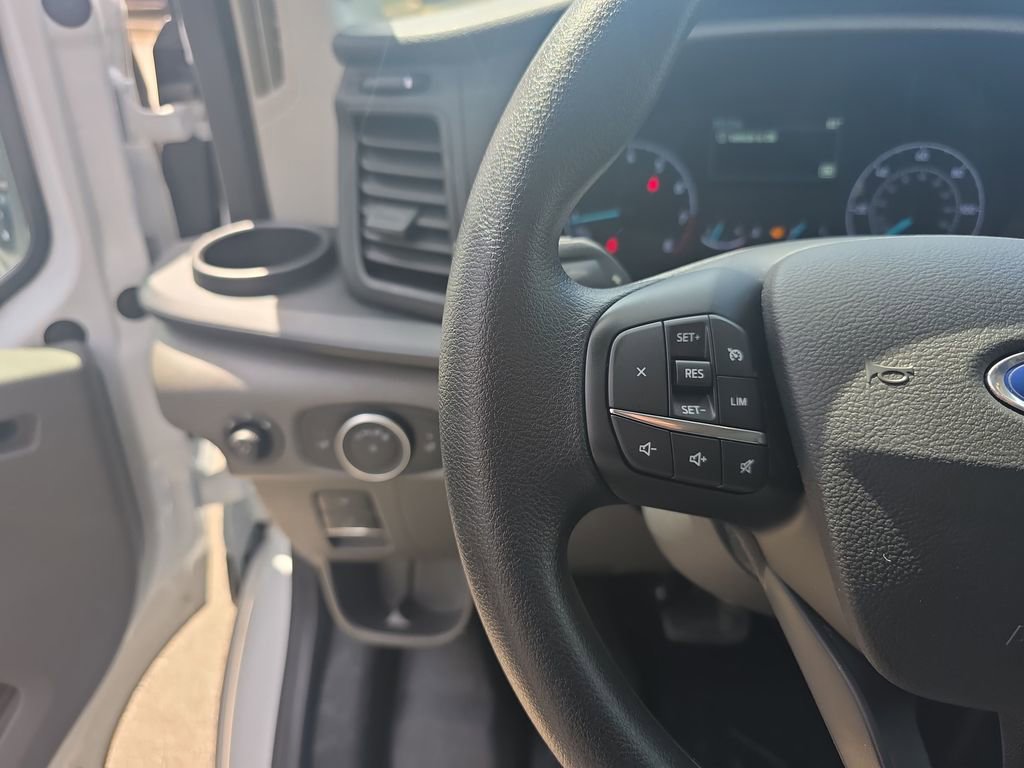 New 2025 Ford Transit 250 148 Medium Roof image 29