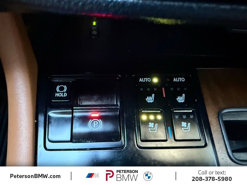 Used 2022 Lexus RX 350L Premium w/ Premium Package image 33