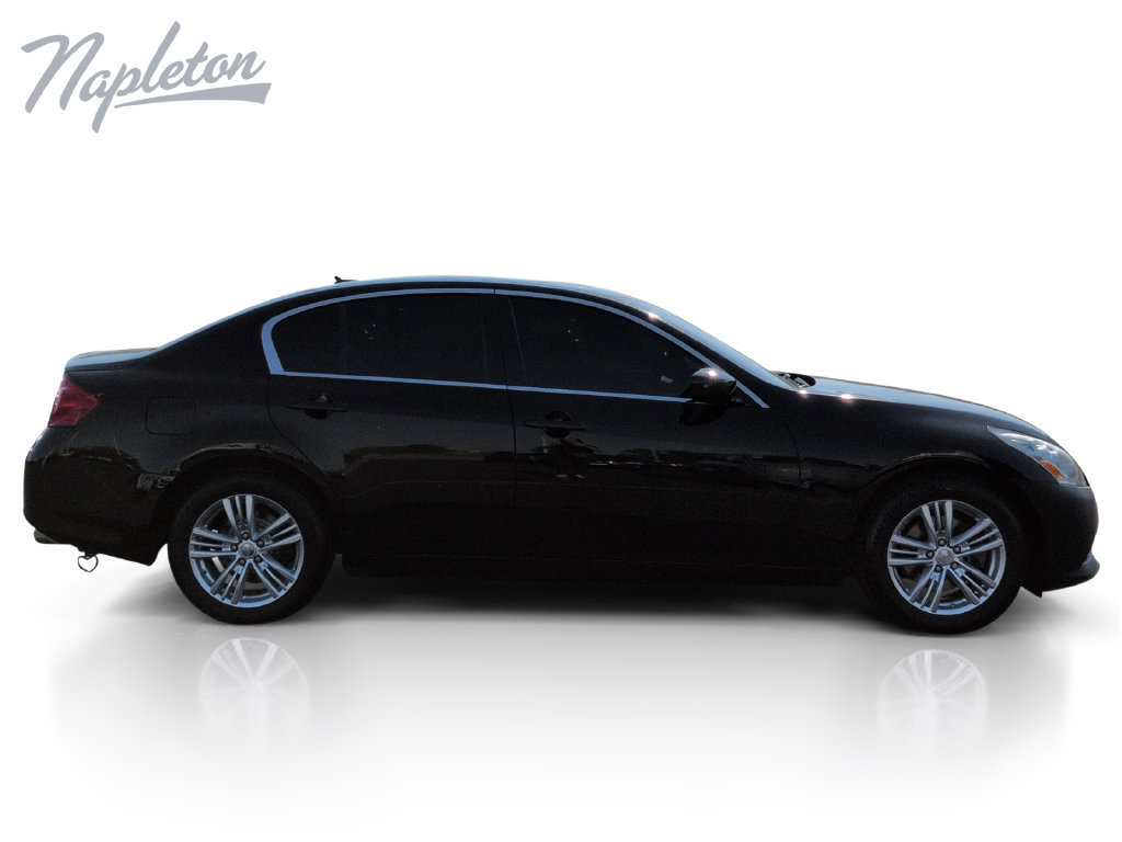 Used 2013 INFINITI G37 x Sedan w/ Premium Pkg AWD/4WD image 7