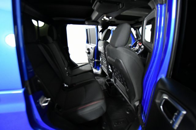 Used 2021 Jeep Gladiator Rubicon w/ Cold Weather Group image 23