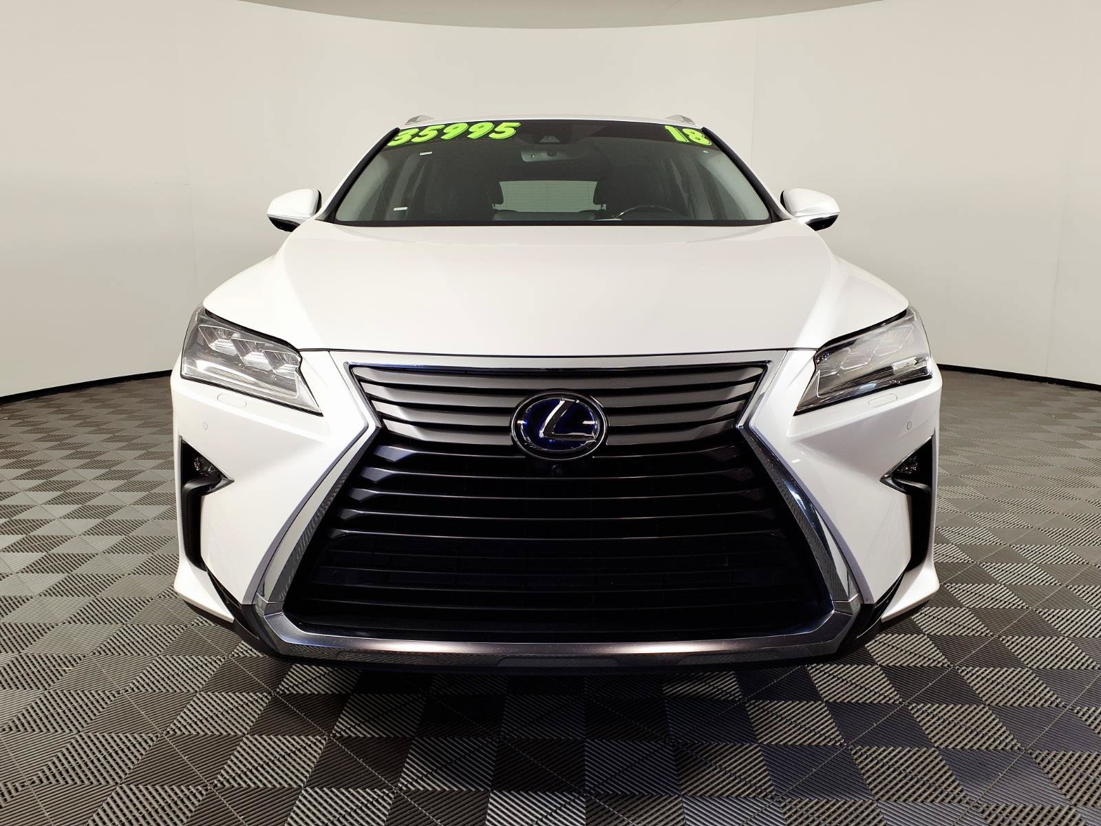 Used 2018 Lexus RX 450hL Luxury w/ Cold Area Package (CT) AWD/4WD image 2