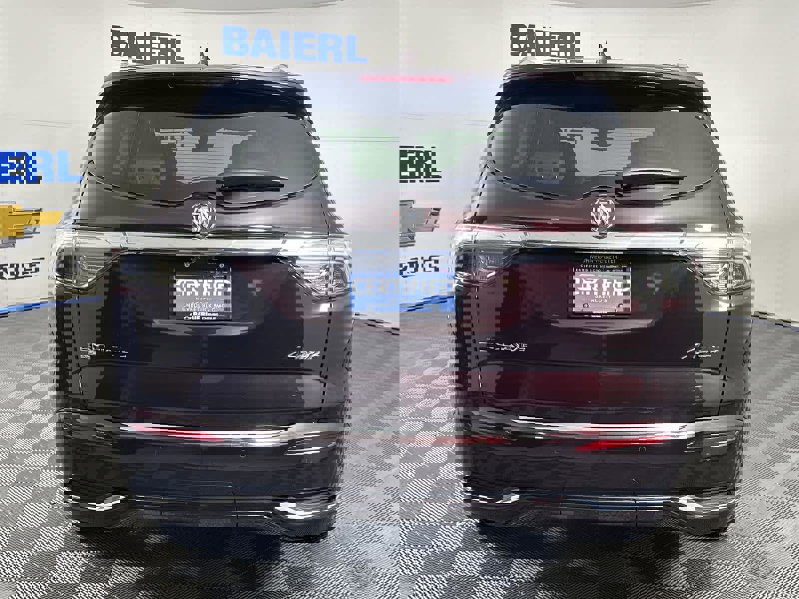 Used 2022 Buick Enclave Avenir w/ Avenir Technology Package image 4