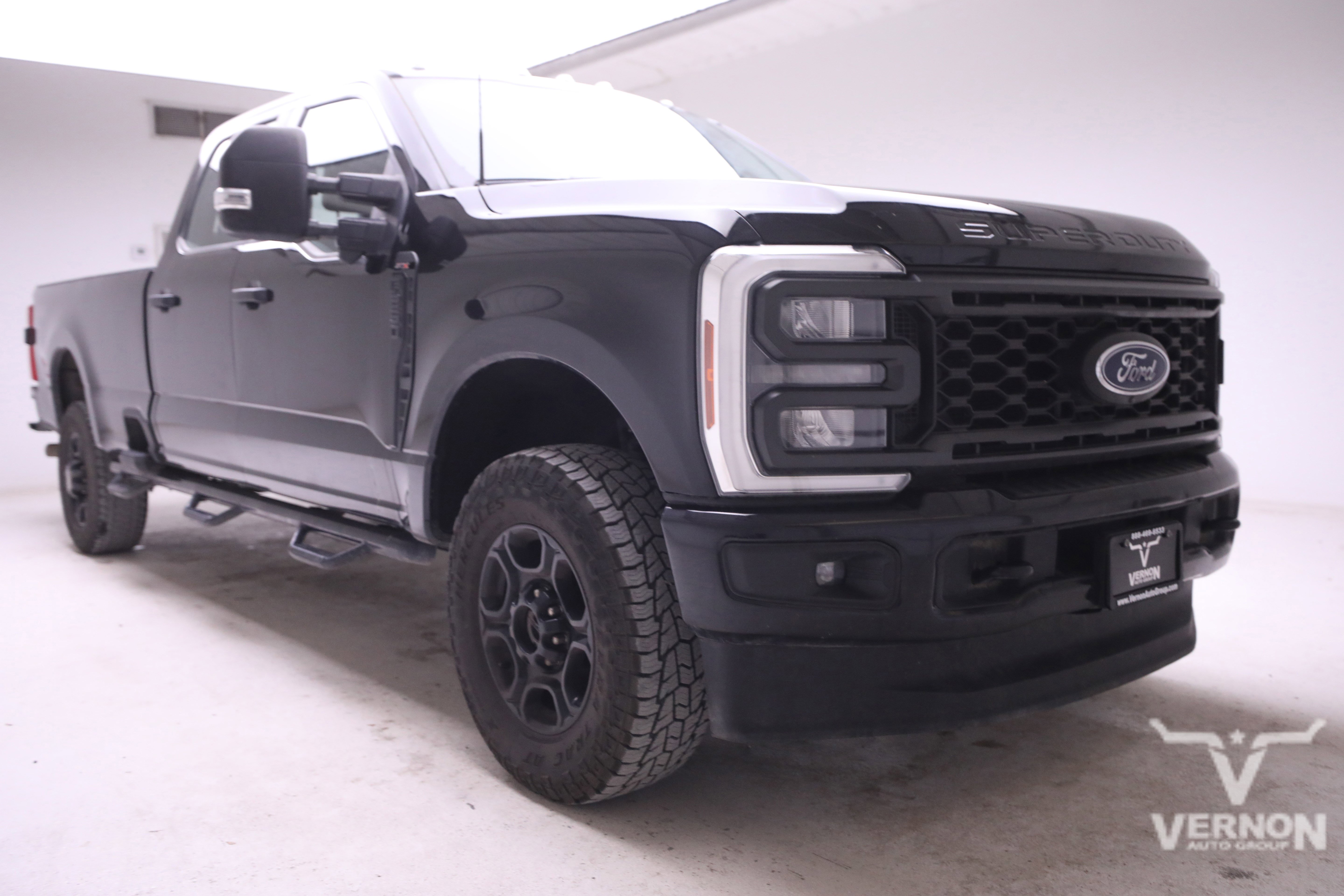 Used 2023 Ford F250 XL w/ STX Appearance Package image 6