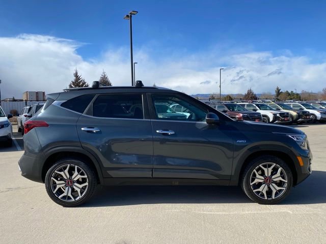 Used 2023 Kia Seltos SX image 6