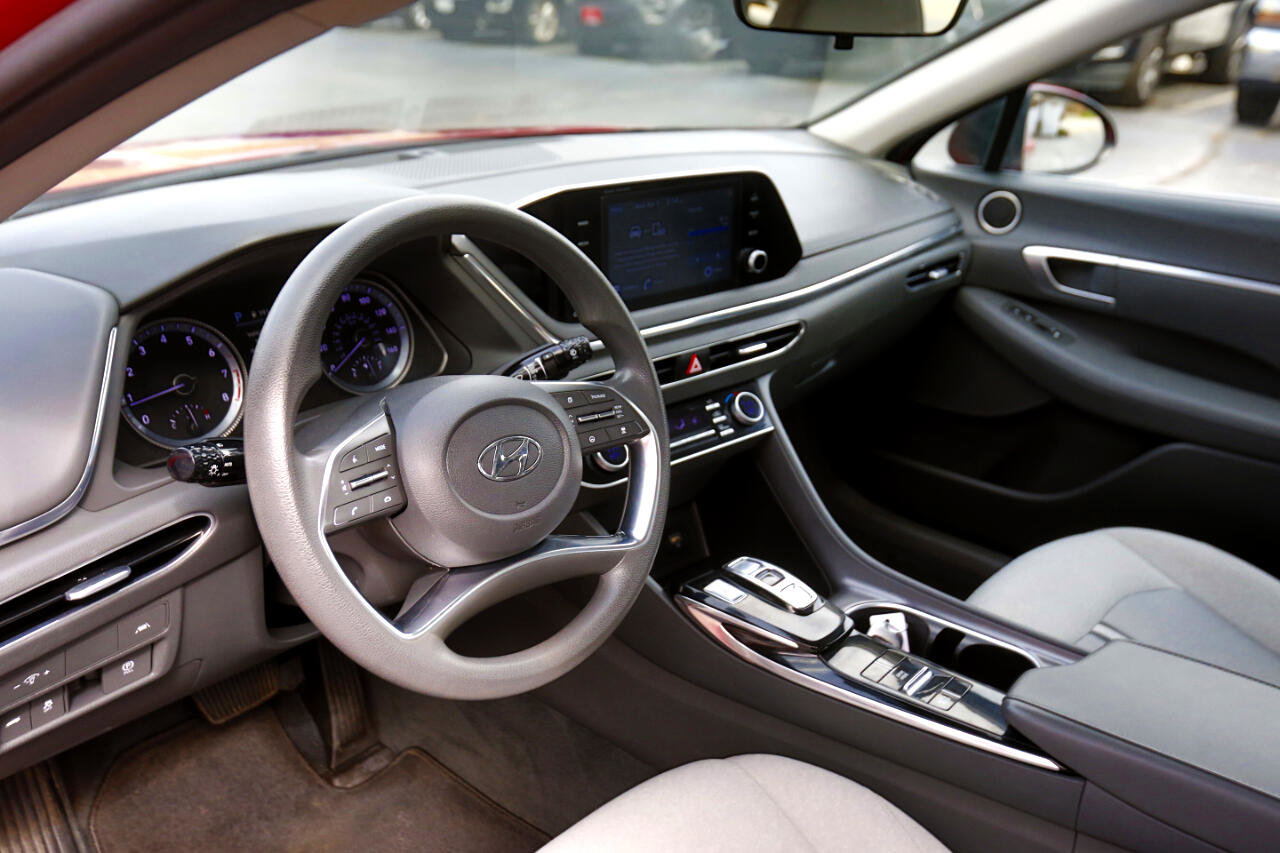 Used 2020 Hyundai Sonata SEL image 4