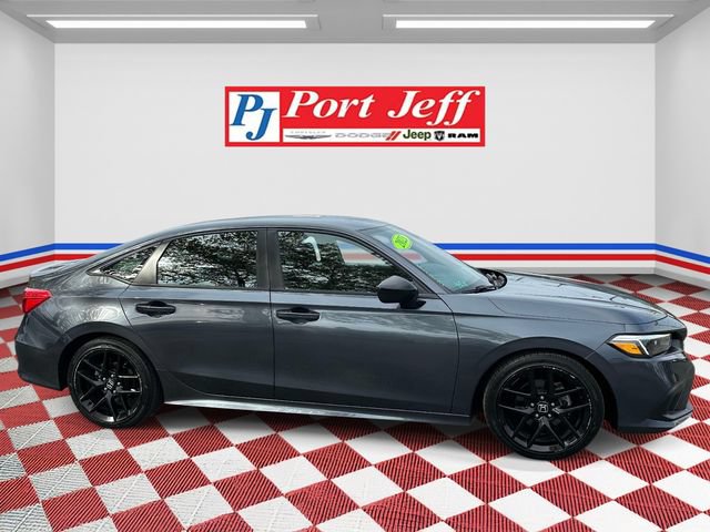 Used 2023 Honda Civic Sport image 3