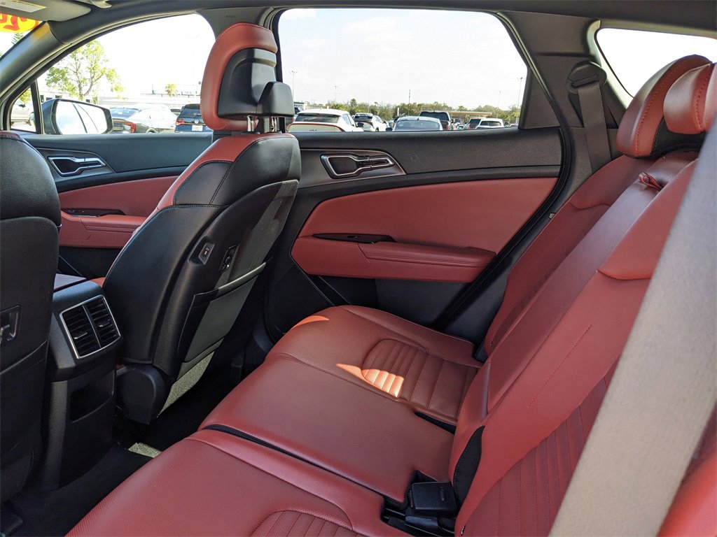 Certified 2024 Kia Sportage SX image 21