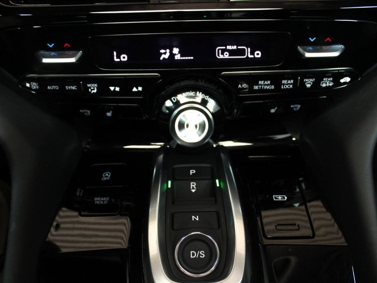 Used 2024 Acura MDX w/ Technology Package AWD/4WD image 28