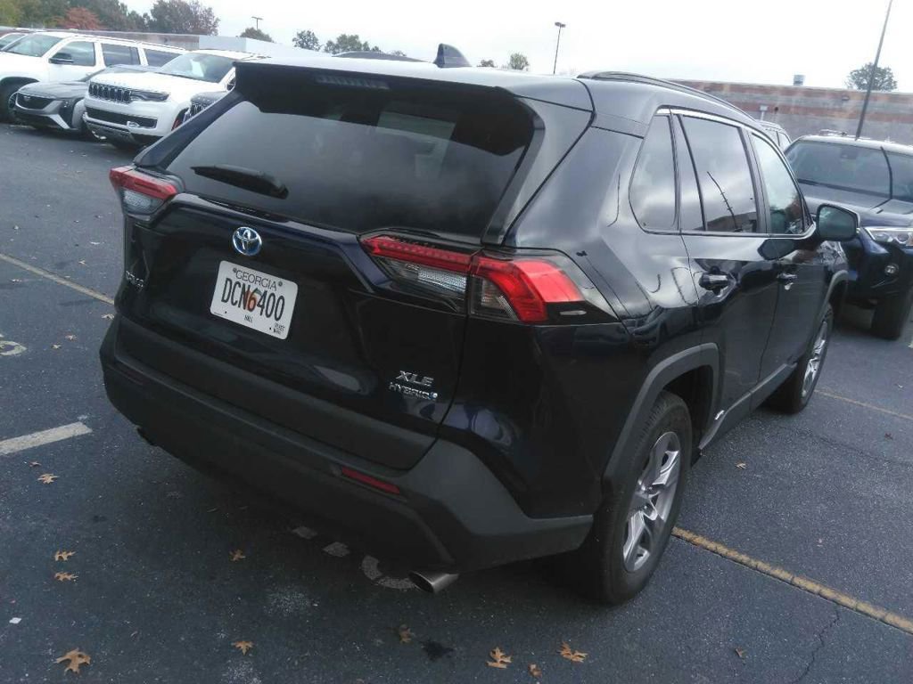 Used 2024 Toyota RAV4 XLE AWD/4WD image 3
