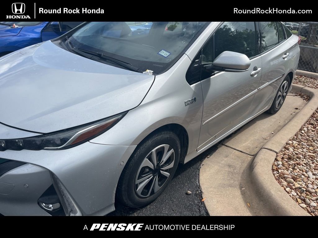 Used 2018 Toyota Prius Prime Advanced FWD image 1