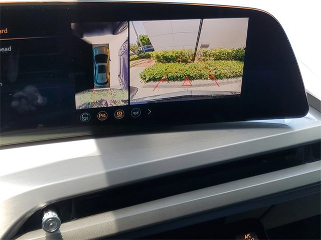 New 2026 Cadillac Vistiq Premium Luxury image 9