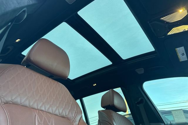 Used 2023 BMW X7 M60i w/ Executive Package image 22