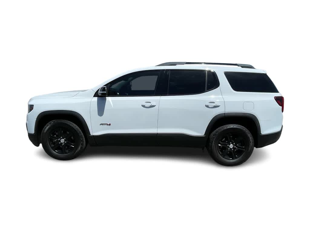 Used 2021 GMC Acadia AT4 w/ Technology Package AWD/4WD image 3