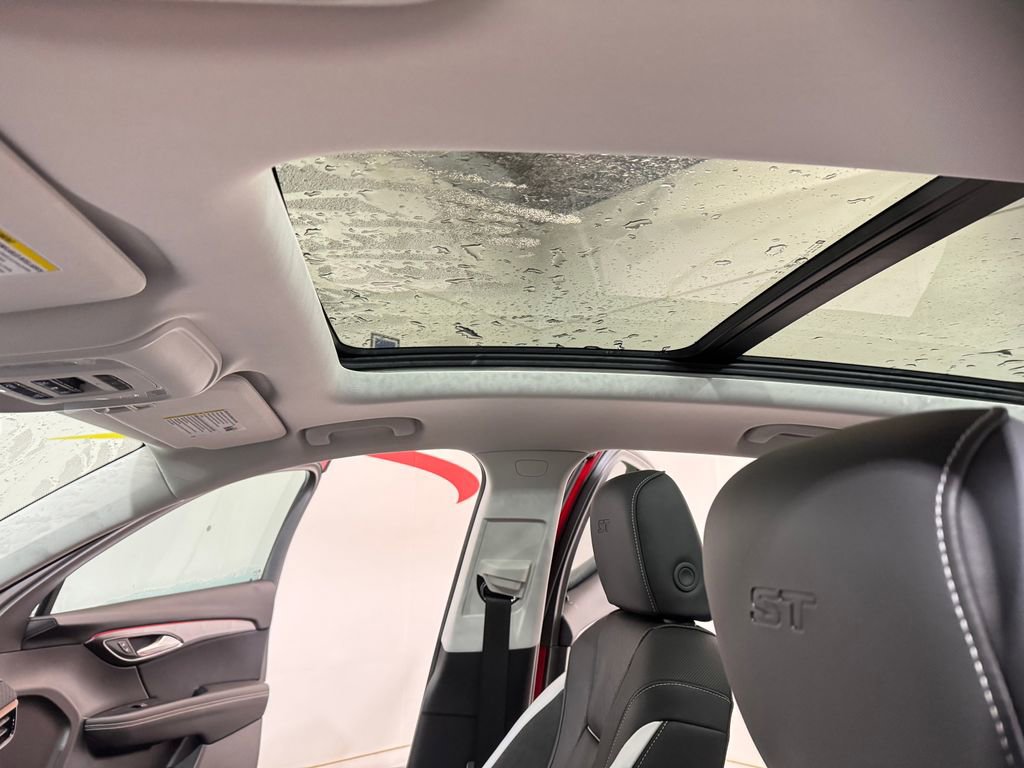 New 2026 Buick Envision Sport Touring image 10