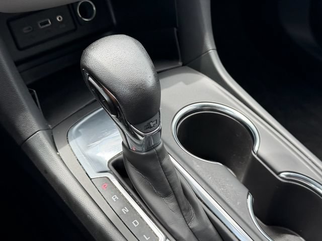 Used 2024 Chevrolet Equinox LS w/ LS Convenience Package FWD image 22