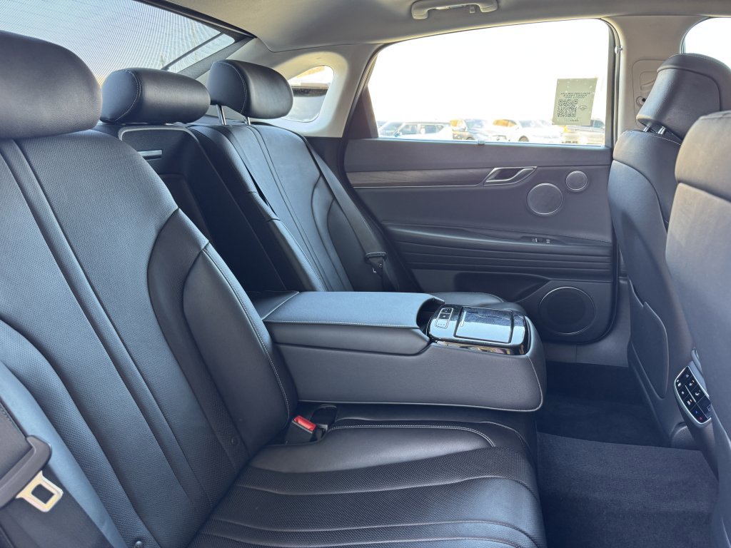 Used 2022 Genesis G80 2.5T w/ Prestige Package image 47