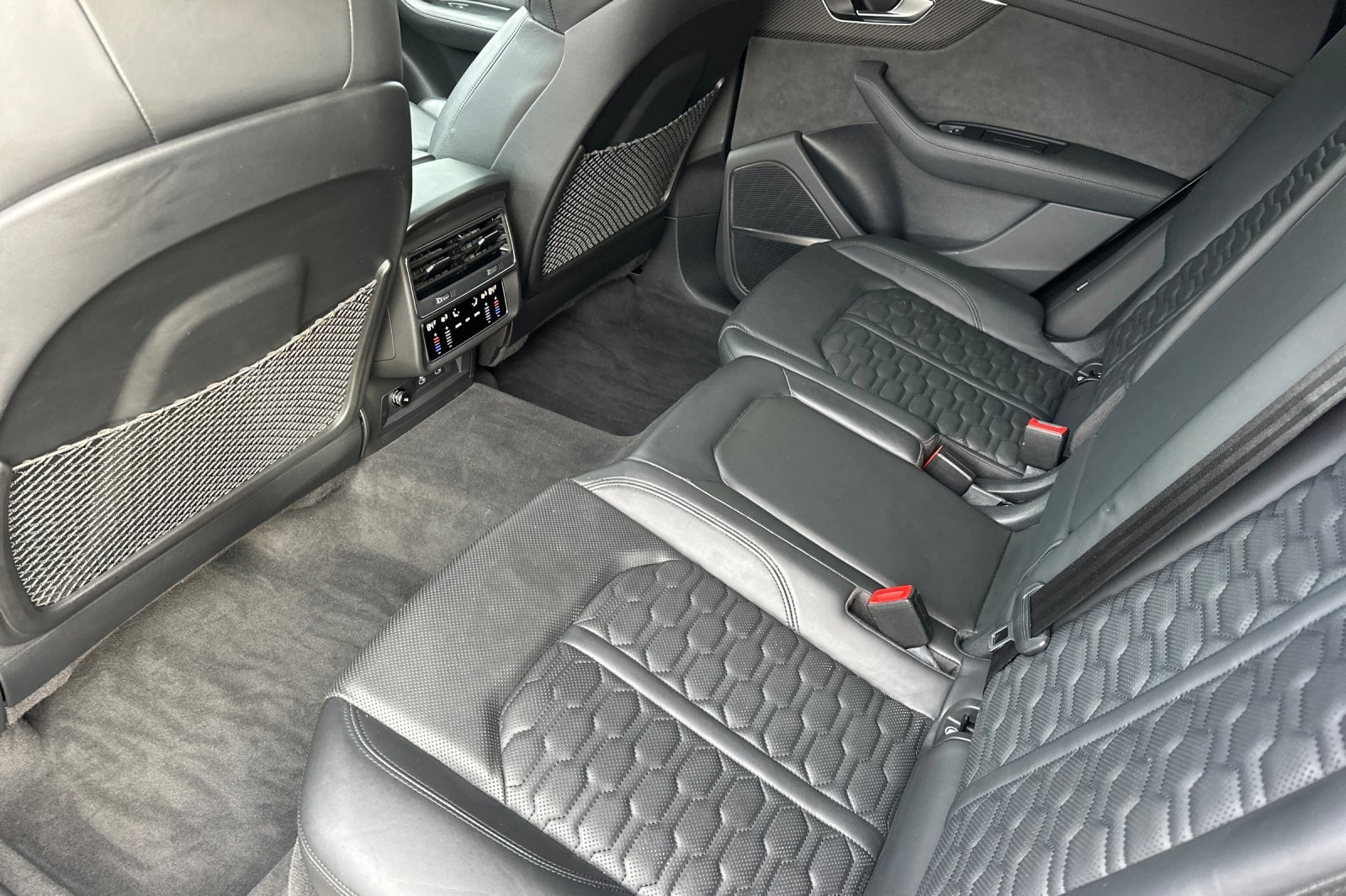 Used 2023 Audi RS Q8 image 12