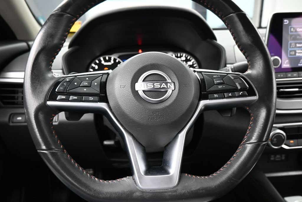 Used 2024 Nissan Altima 2.5 SR FWD image 25