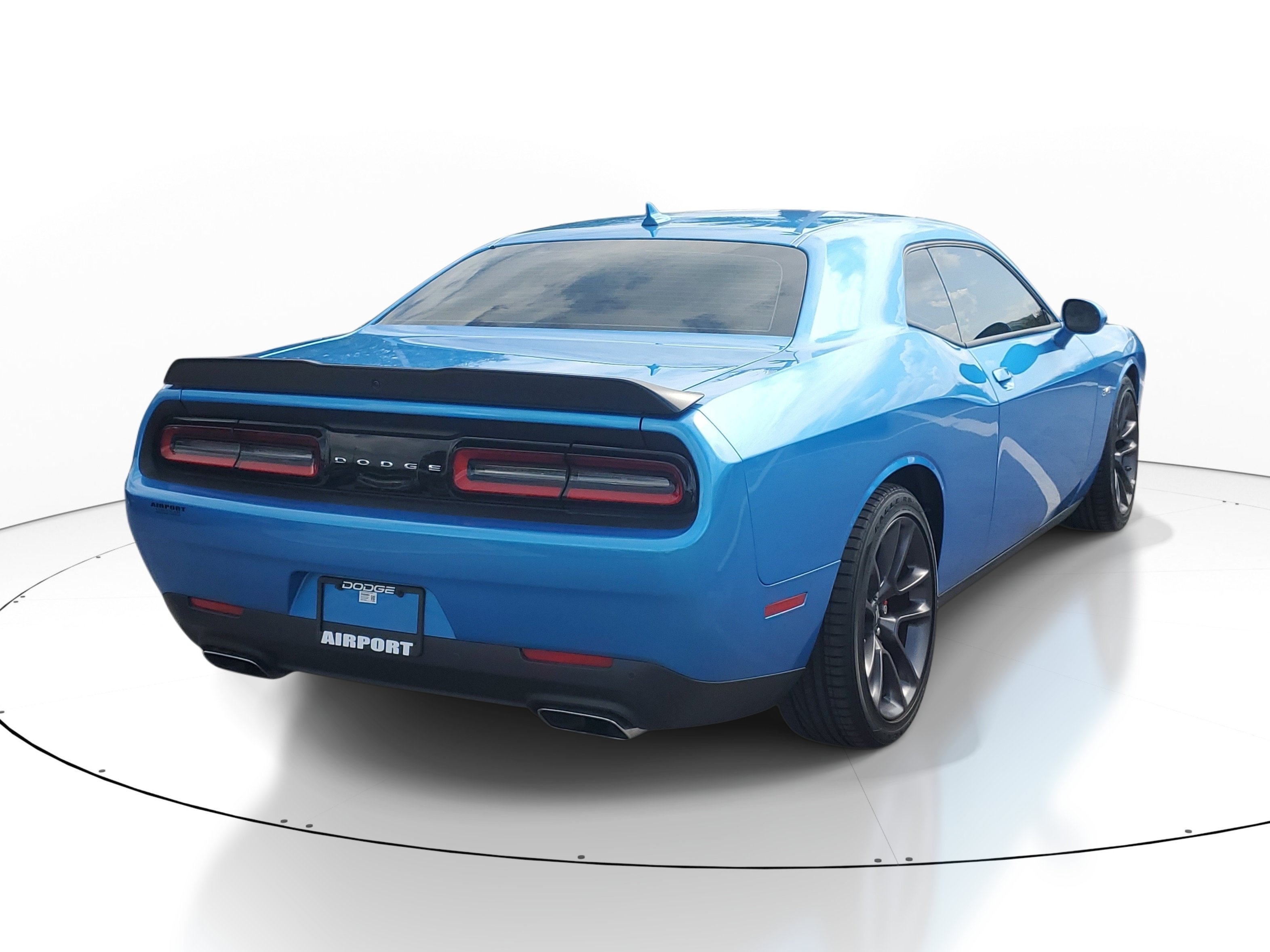 Used 2023 Dodge Challenger R/T w/ Plus Package RWD image 6
