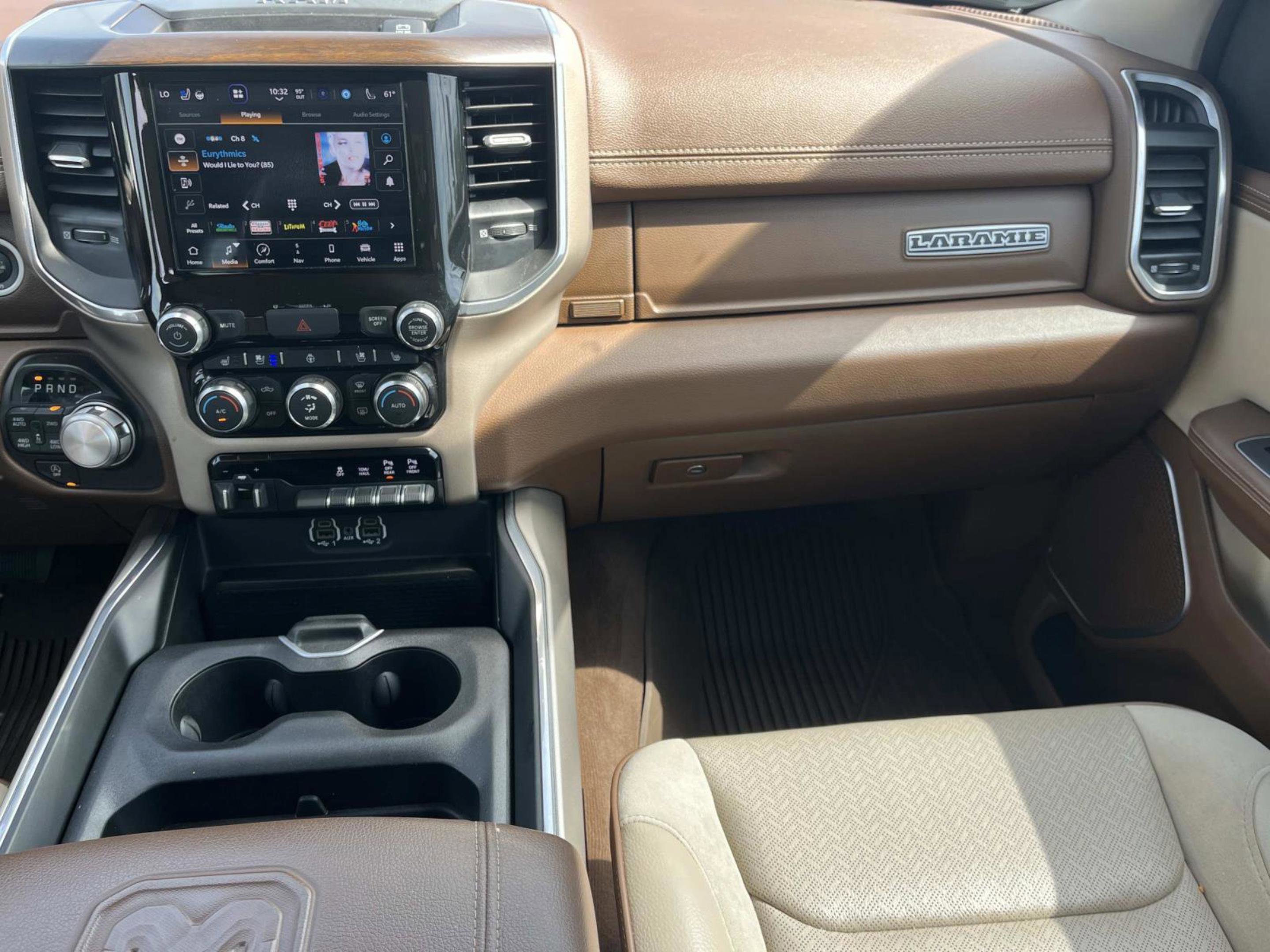 Used 2022 RAM 1500 Laramie AWD/4WD image 10