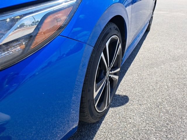 Used 2021 Nissan Sentra SR w/ Electronics Package FWD image 16