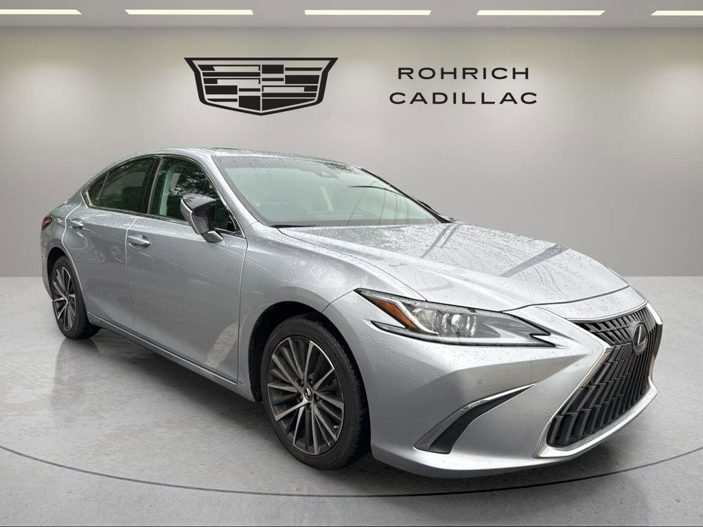 Used 2023 Lexus ES 250 w/ Premium Package AWD/4WD image 4