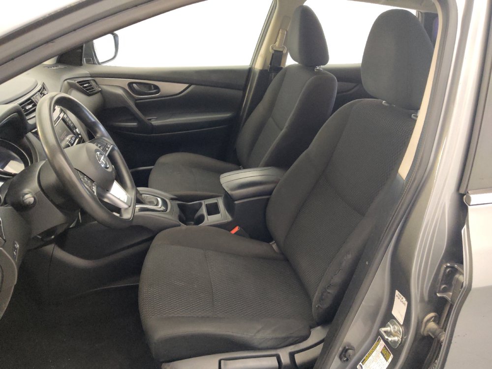 Used 2019 Nissan Rogue Sport S FWD image 17