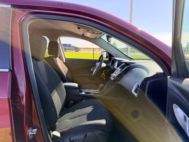 Used 2017 Chevrolet Equinox LT w/ Convenience Package FWD image 11