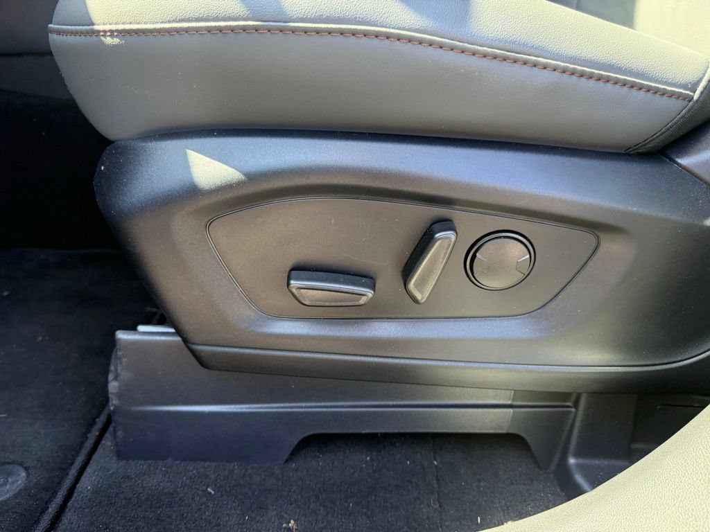 New 2026 Ford Explorer Active w/ Active Comfort Package AWD/4WD image 18