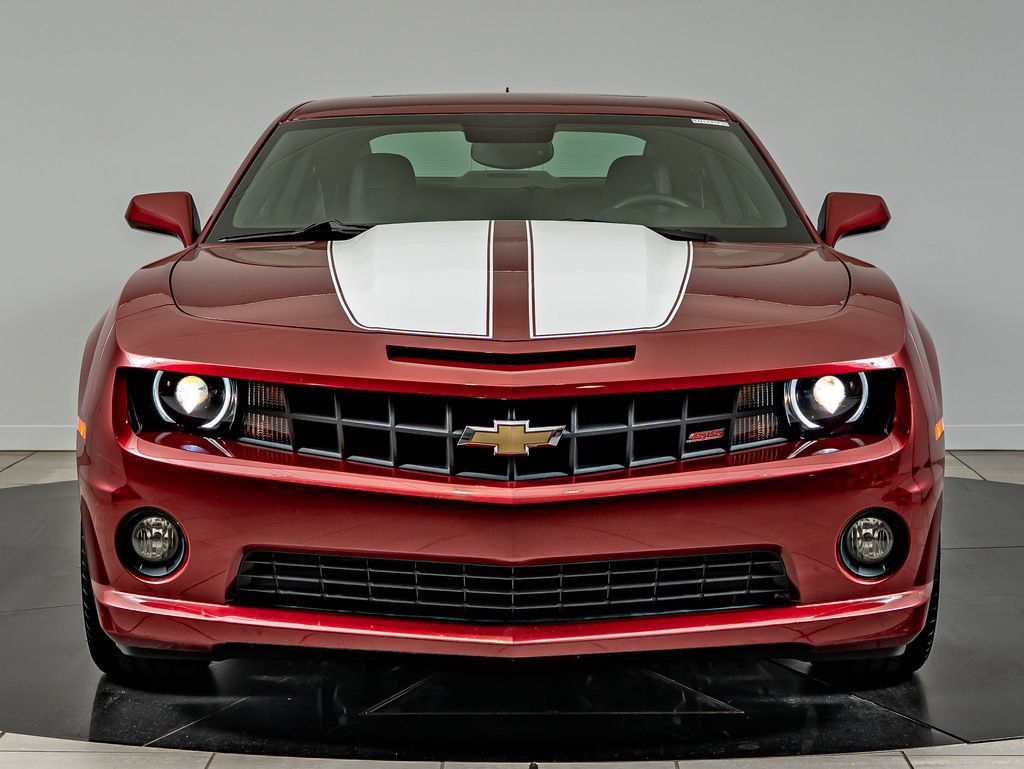 Used 2010 Chevrolet Camaro SS w/ RS Package RWD image 2