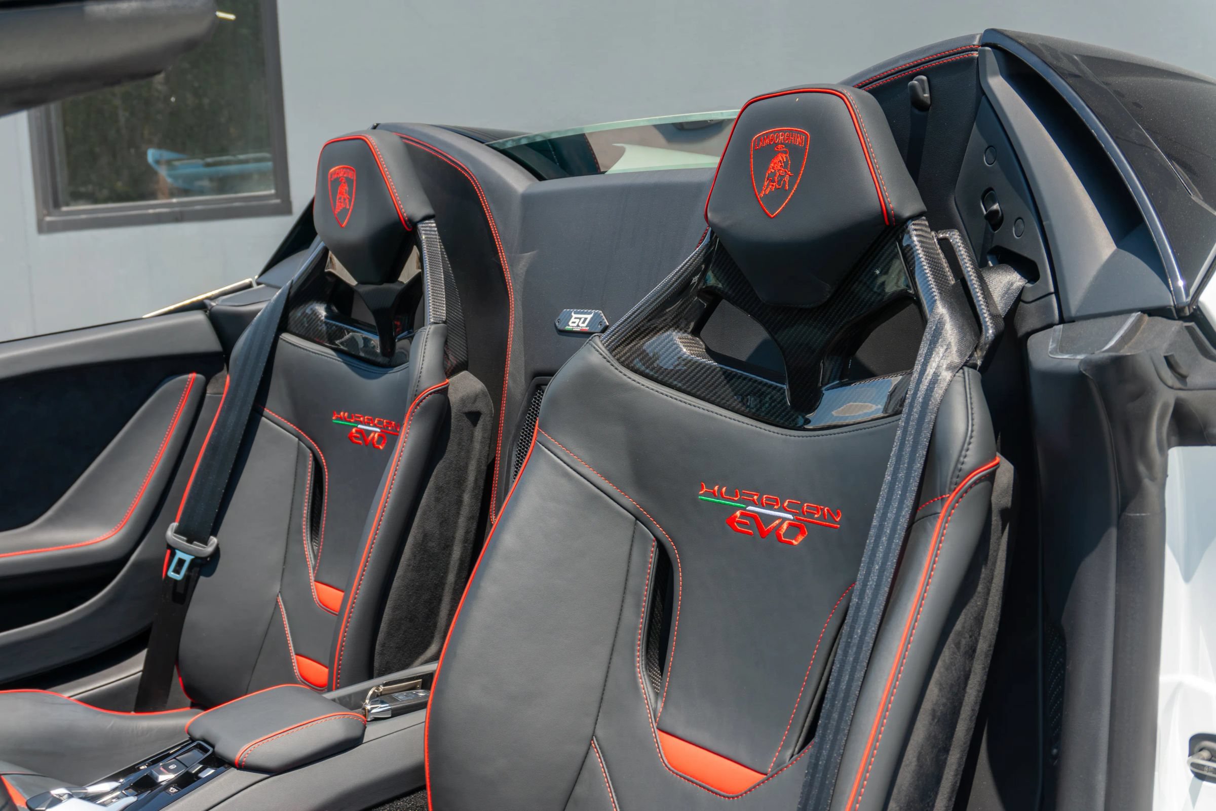 Used 2023 Lamborghini Huracan EVO RWD image 14