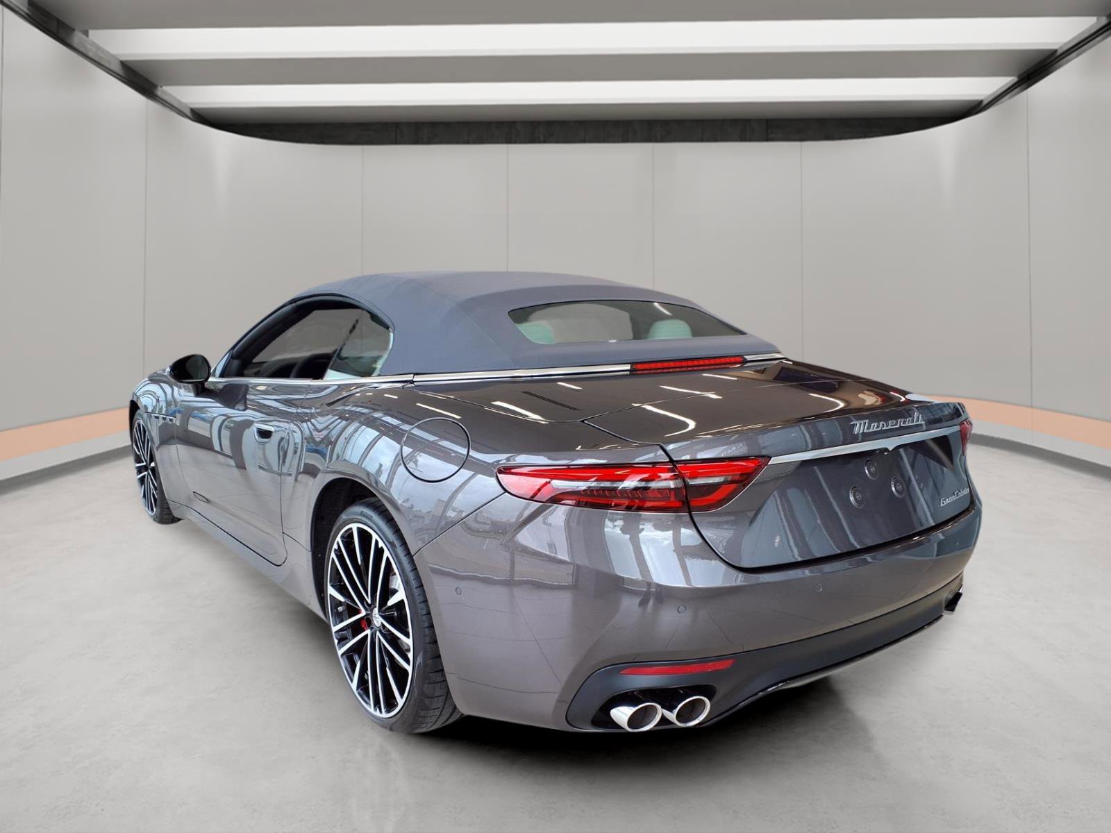 New 2026 Maserati GranCabrio Modena image 4