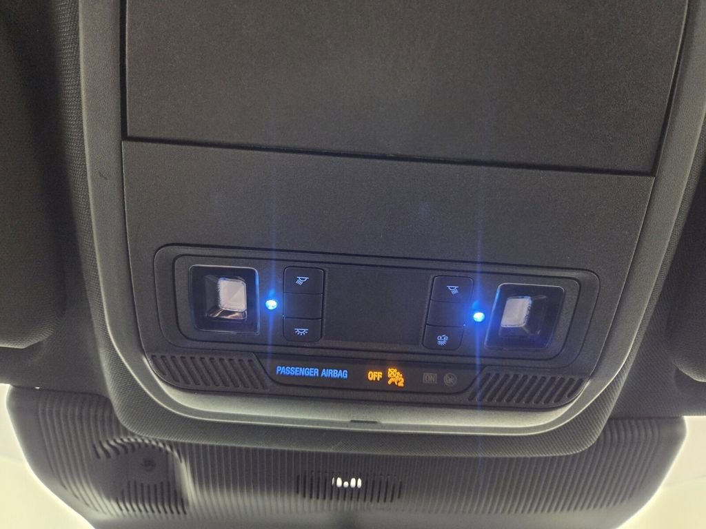 Used 2025 Ford Explorer ST-Line w/ ST-Line Street Pack image 19